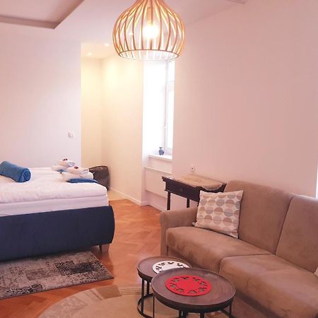 Apartments Artorius Lasko Ngoại thất bức ảnh